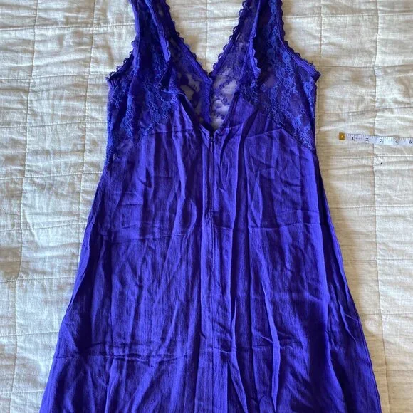 Periwinkle mini dress - Picture 5 of 10